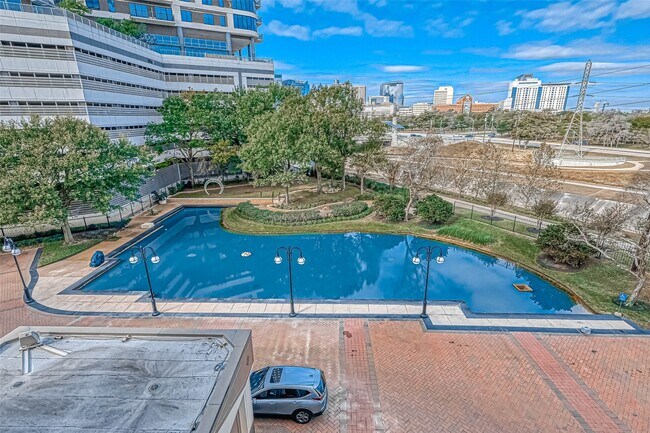 Building Photo - 2001 Holcombe Blvd