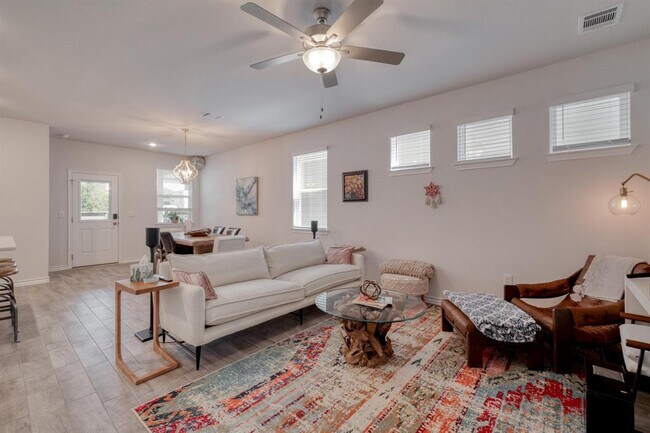 Building Photo - 5313 Mulberry Grove Ln