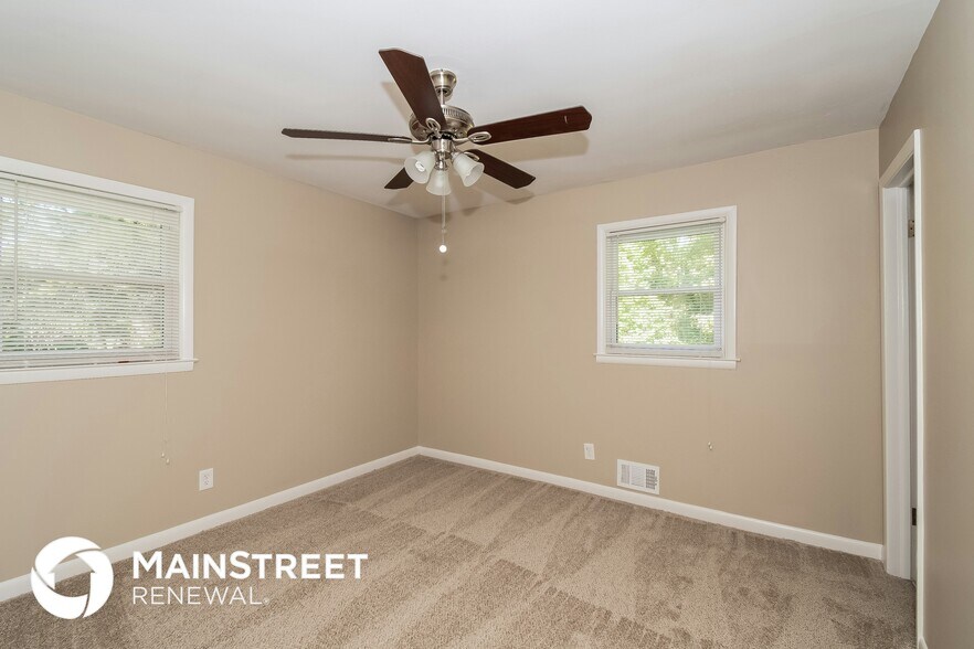 Building Photo - 6170 Pisgah Rd SW