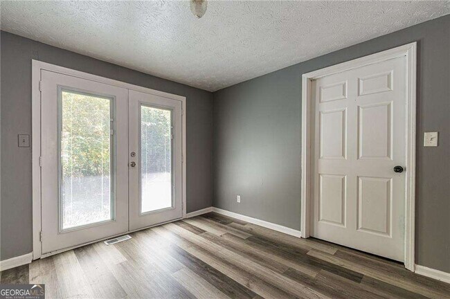 Building Photo - 806 Houndstooth Trail NW