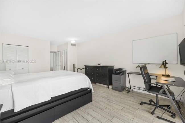 Building Photo - 7801 NE 4th Ct