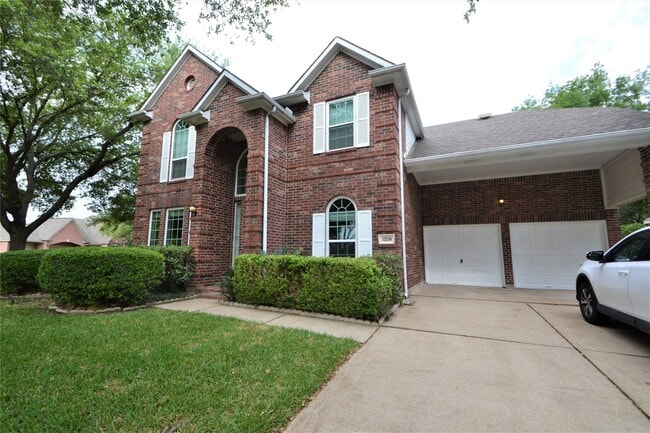 Building Photo - 12110 Laurel Ct