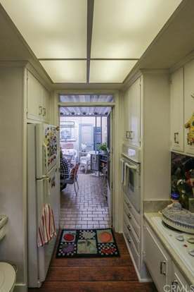 Building Photo - 348 Avenida Sevilla