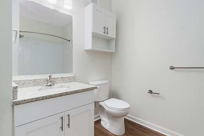 Building Photo - Greenwich Place