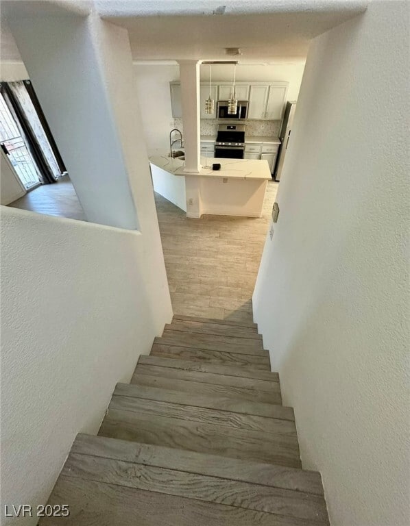 Building Photo - 7828 Wavering Pine Dr
