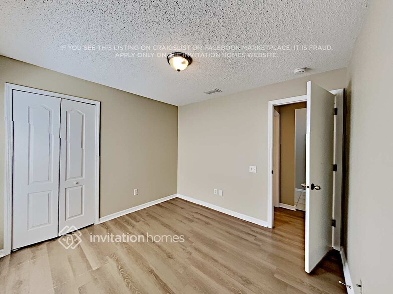 Building Photo - 10467 Hallmark Blvd