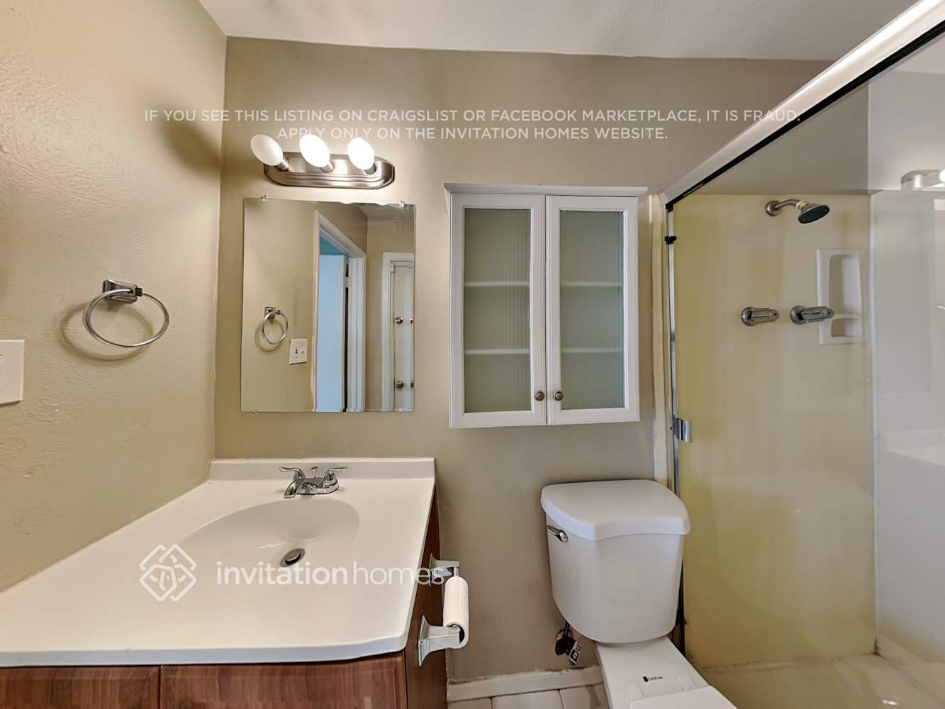 Building Photo - 2307 W Freeway Ln