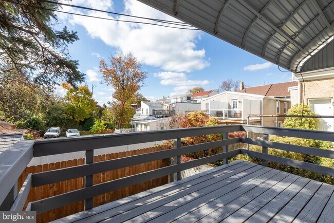 Building Photo - 4360 Pechin St