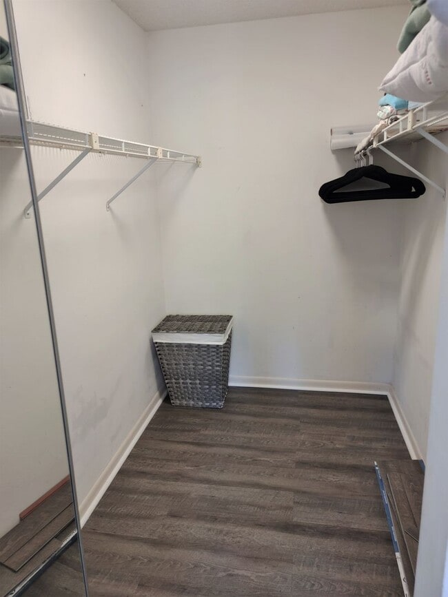 Building Photo - Bird Bay Village Annual Rental – Furnished 1st Floor Unit with Covered Parking