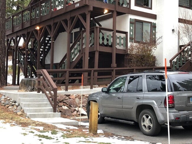 Building Photo - Winter Lease - Less than a mi to Diamond Peak (2 Bedroom plus Loft)