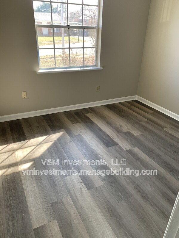 Building Photo - 3837 Wem Dr