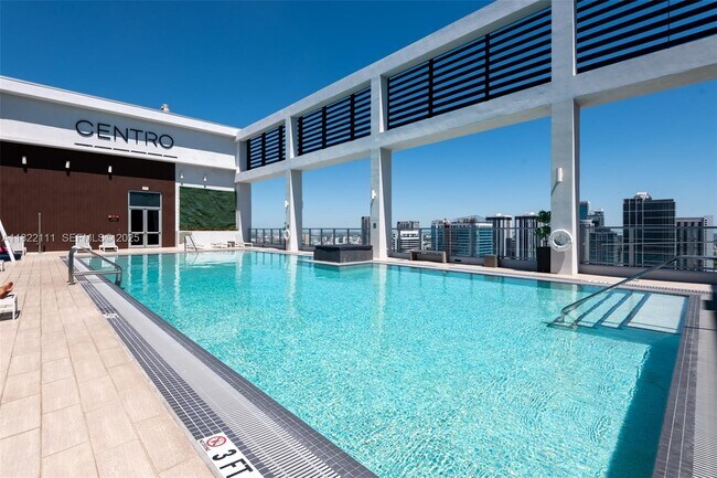 Building Photo - 151 SE 1st St