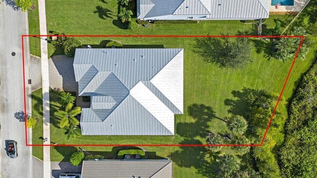 Building Photo - 127 Shores Pointe Dr