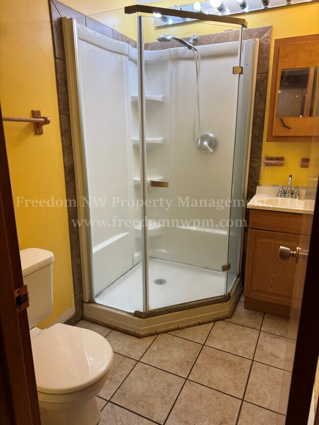 Building Photo - 3420 Prill Rd