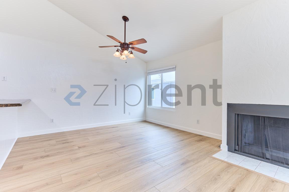 Building Photo - 405 20th St