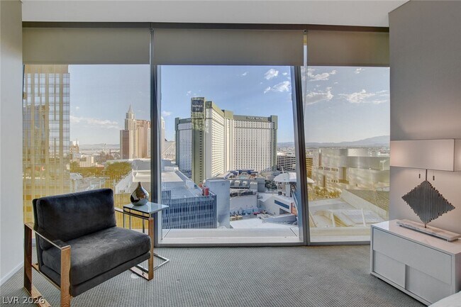 Building Photo - 3726 S Las Vegas Blvd