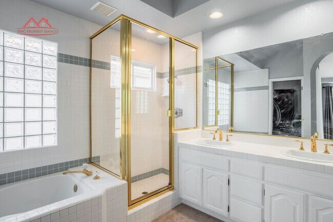 Building Photo - 6497 Hirabayashi Dr