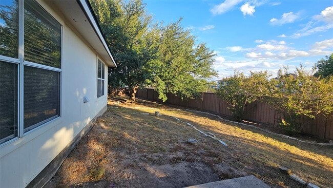 Building Photo - 107 Helen Cove