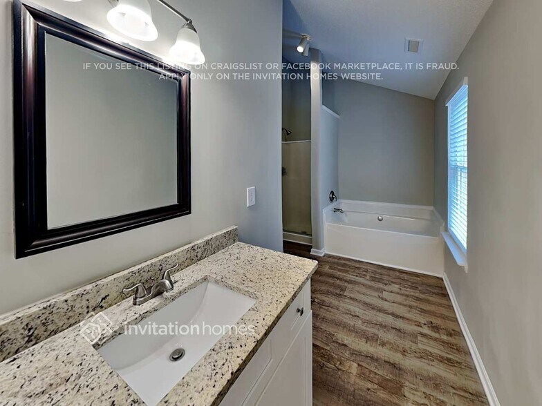 Building Photo - 10324 Covingtonwood Dr