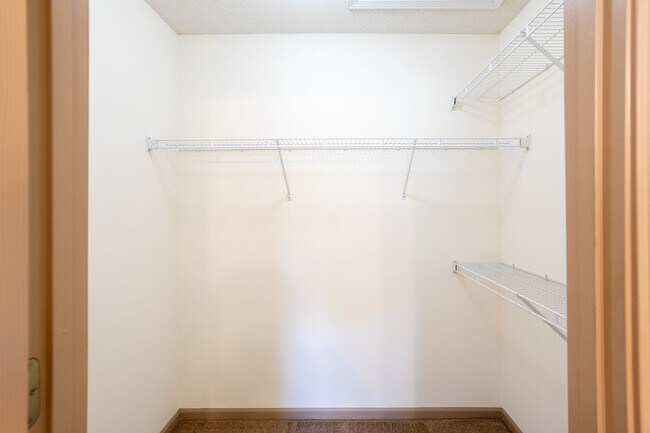 Building Photo - 3256-3258 Wind River Cir.