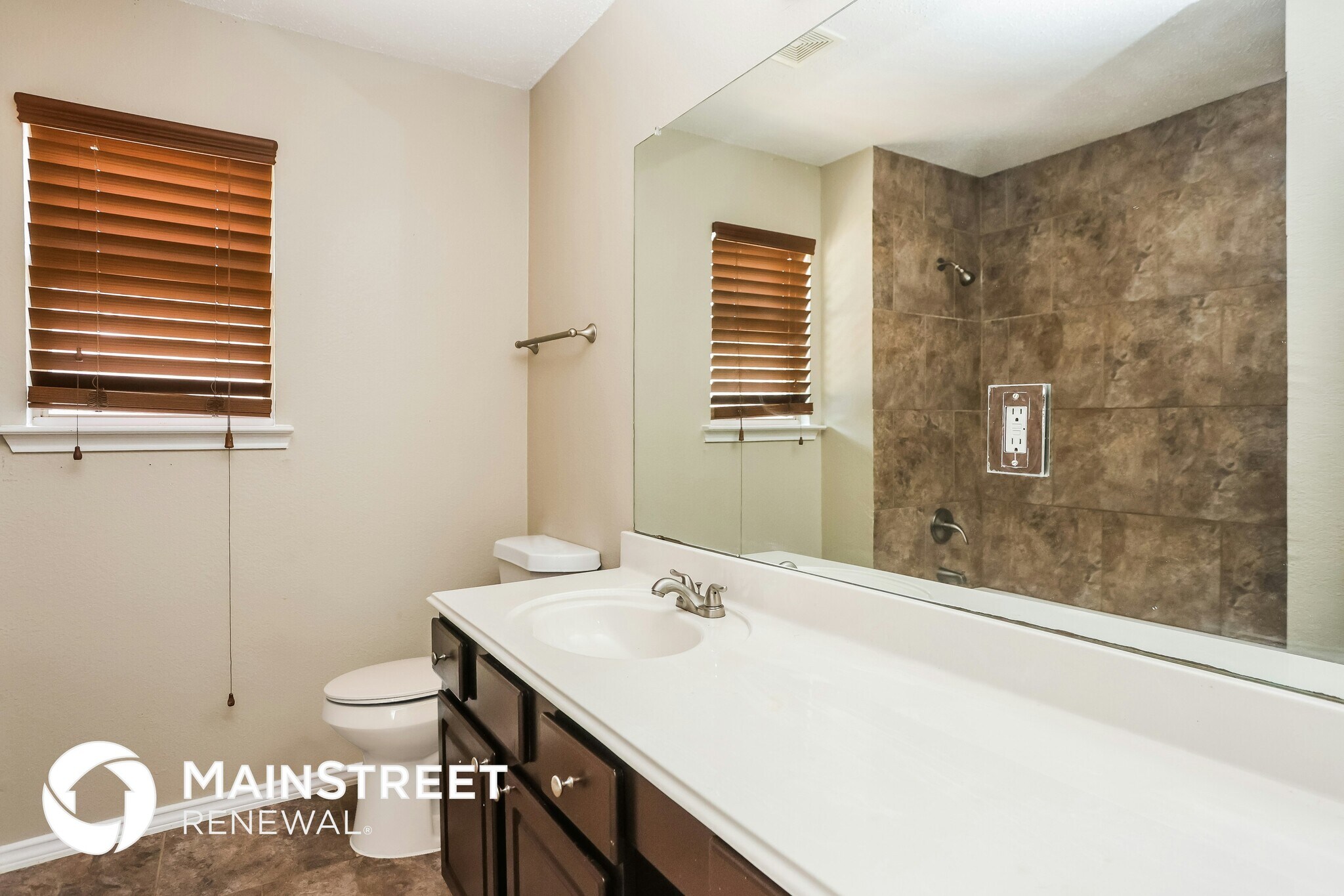 Building Photo - 505 Spicewood Dr