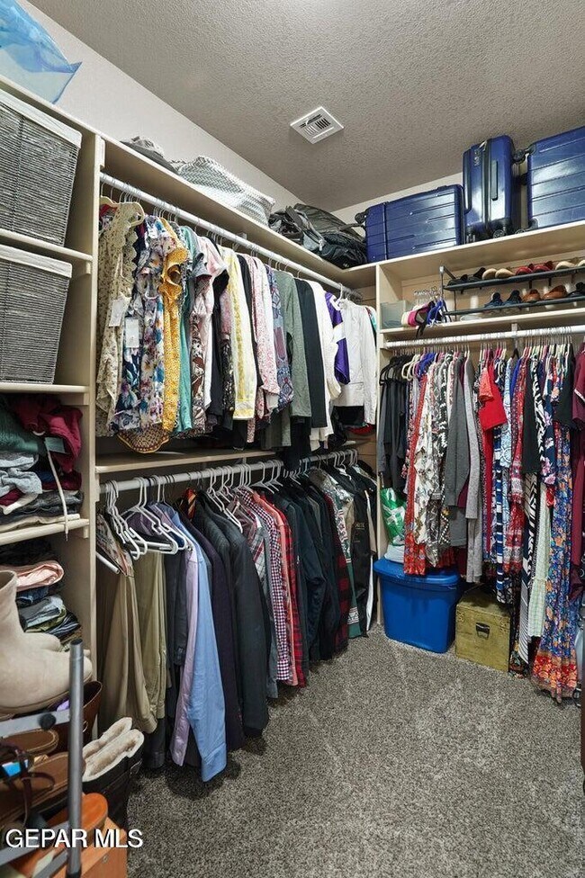 Building Photo - 14125 Rainbow Point Dr