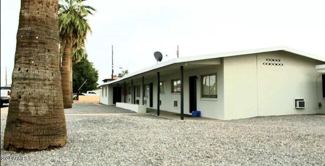 Building Photo - 2241 West Campbell Ave