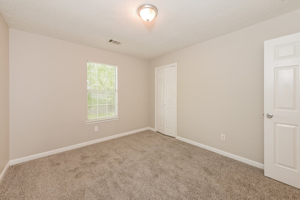 Building Photo - 340 Christian Woods Dr