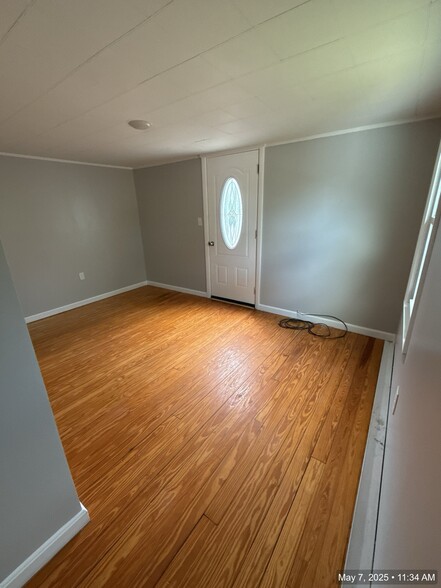 Living Room - 751 Washington St