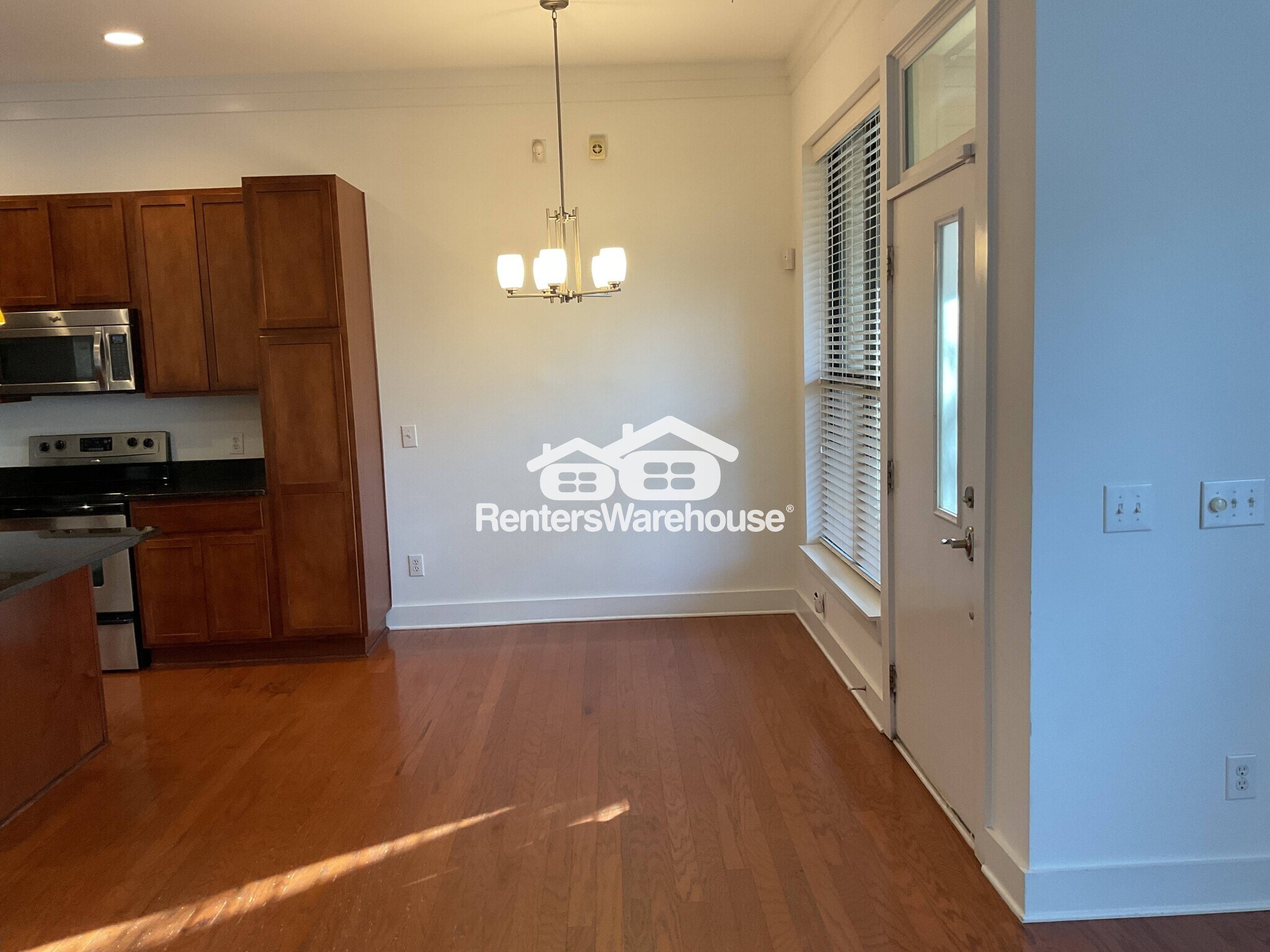 Building Photo - 3206 Noda Blvd