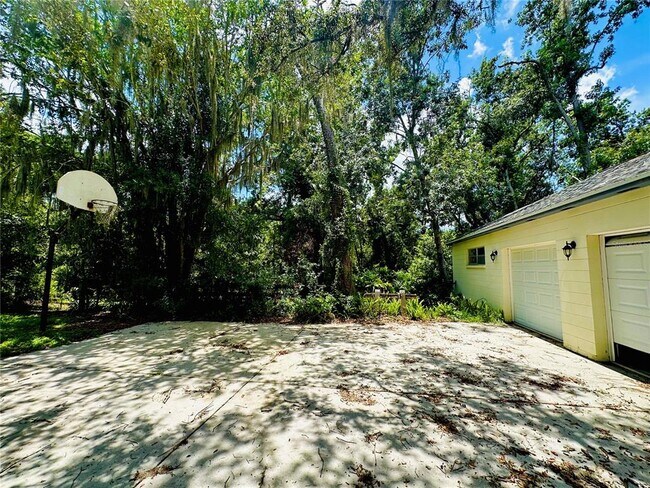 Building Photo - 103 Hickory Creek Blvd