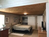 Building Photo - 1213 Barclay Ln