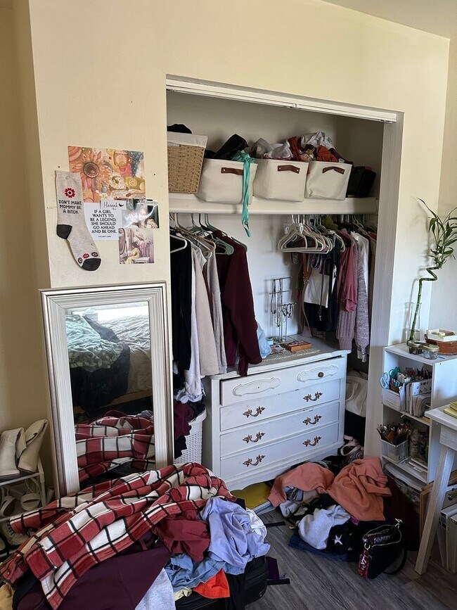 Building Photo - 206 Pheasant Run Dr