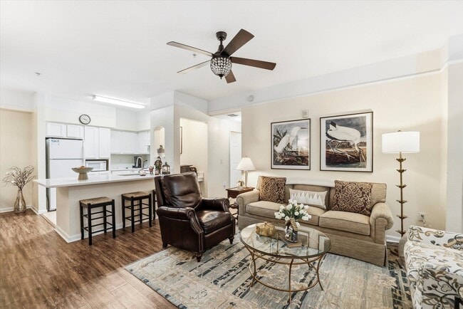 Building Photo - 2801 Chancellorsville Dr