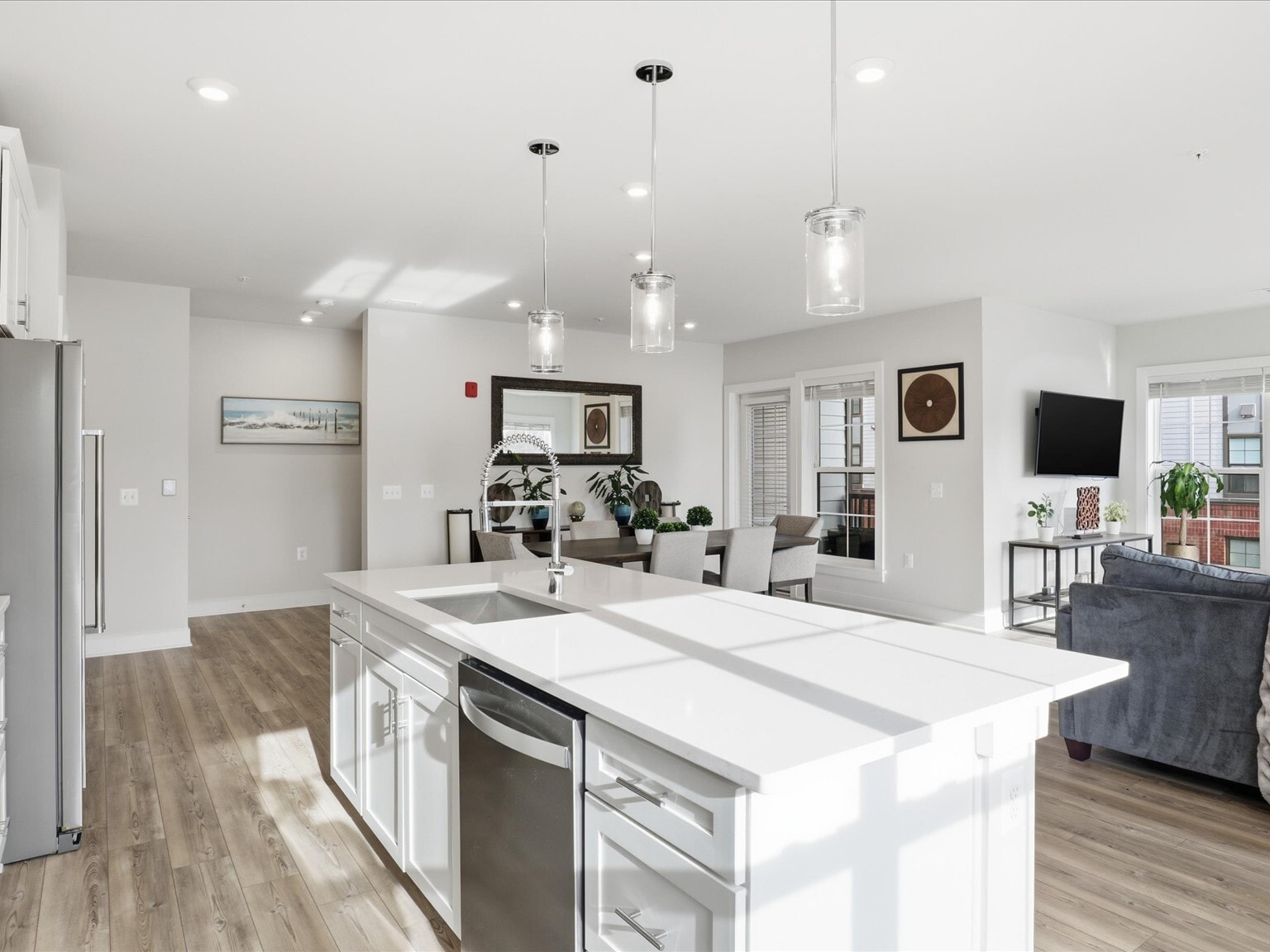 Building Photo - 106 Saint Ives Pl