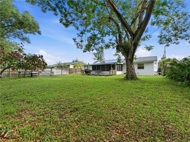 Building Photo - 4335 82nd St