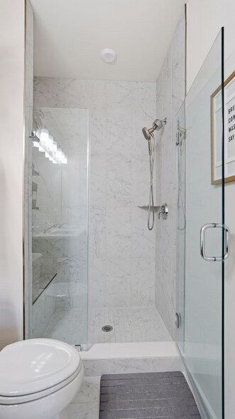 Building Photo - 18107 Moss Gdn Rd