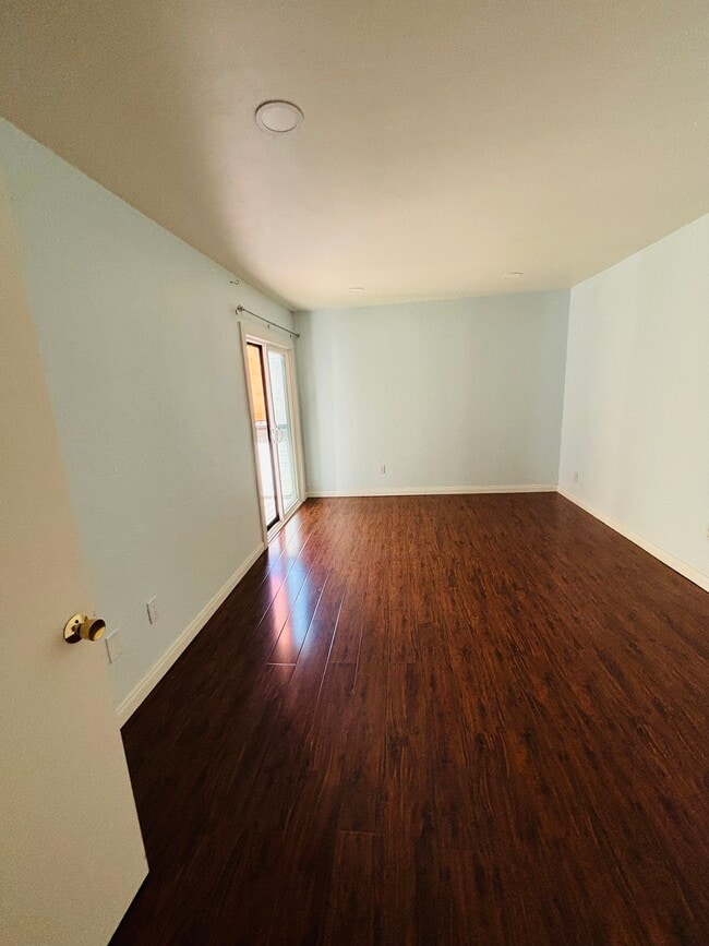 Building Photo - 515 N Jackson St