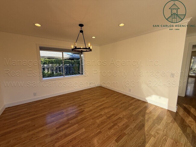 Building Photo - 7042 Valley Greens Cir