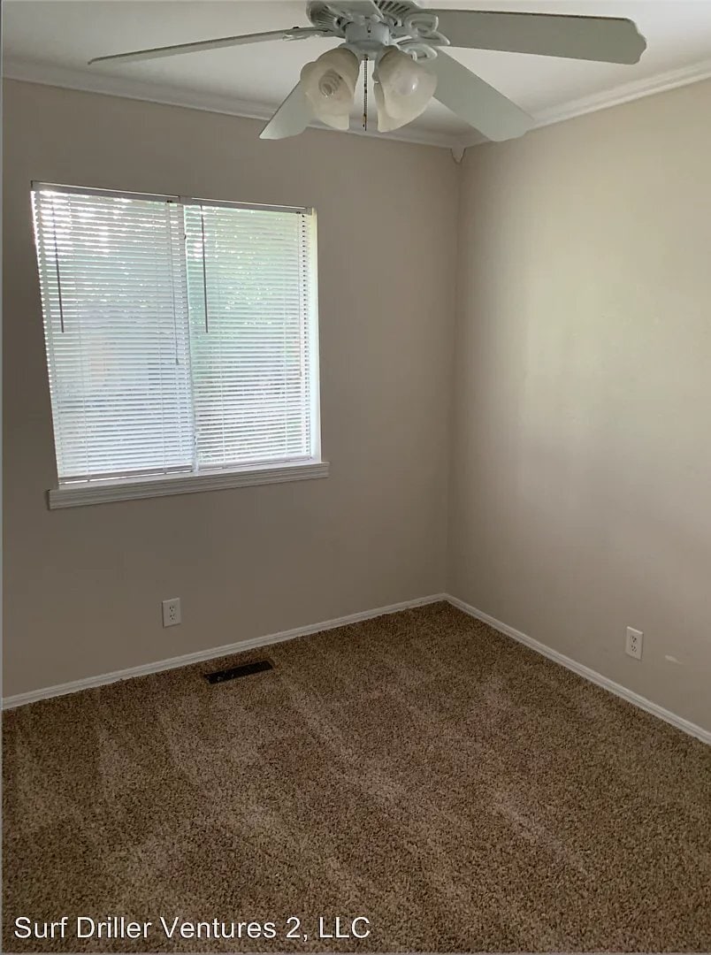 Building Photo - 4809 S Nassau Ave