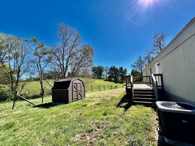 Building Photo - 2 Bedroom In Mount Sterling!