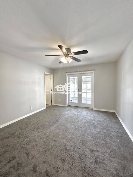 Building Photo - 3014 W Hearn Rd