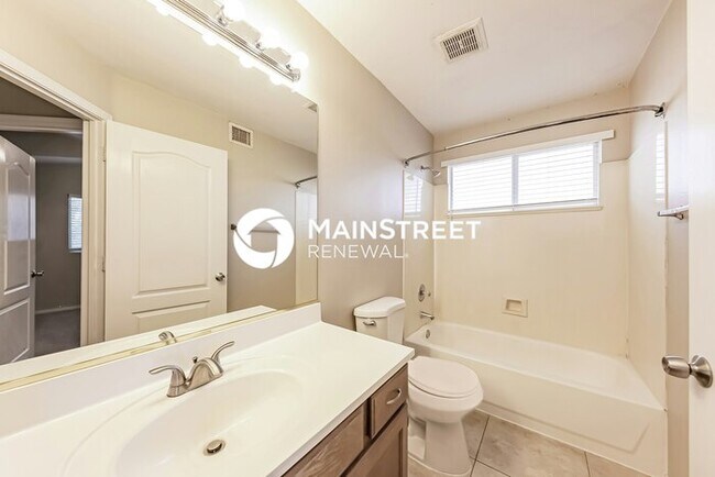 Building Photo - 4 Bedroom Pet-Friendly Home in Peoria, AZ ...