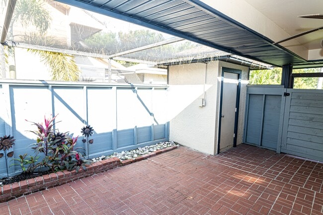 Building Photo - 13391 Broadhurst Loop