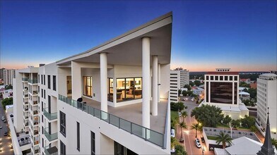 Building Photo - 111 S Pineapple Ave