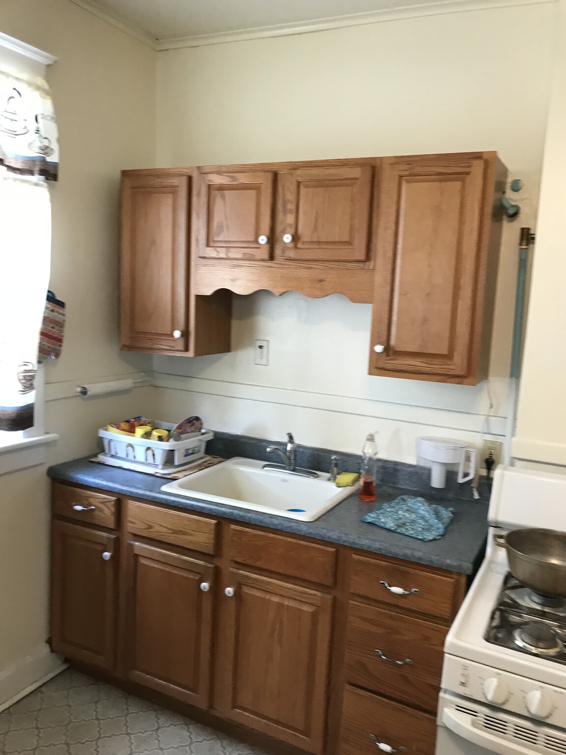 Building Photo - 639 Morris St