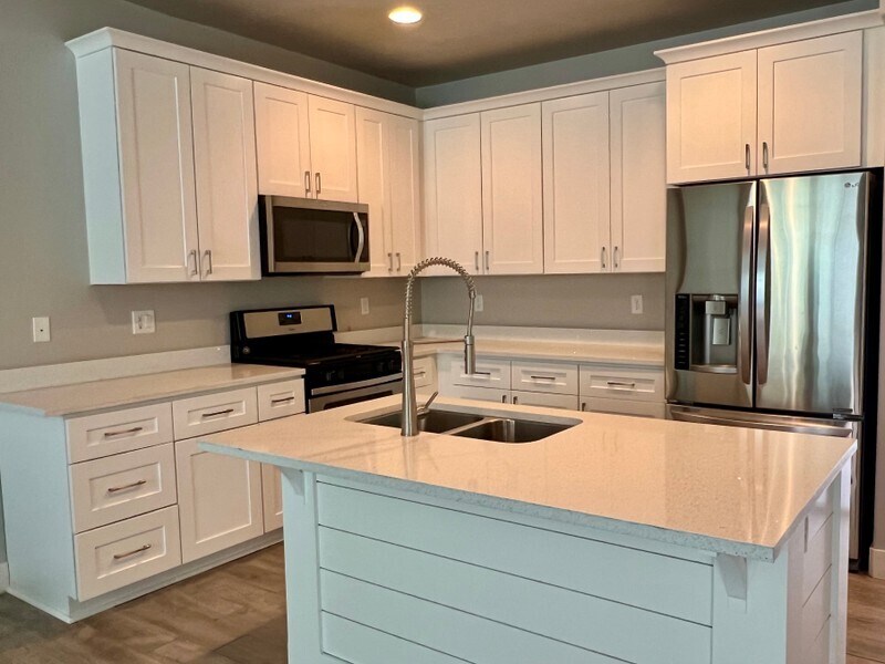 Building Photo - 1732 Thira Ln