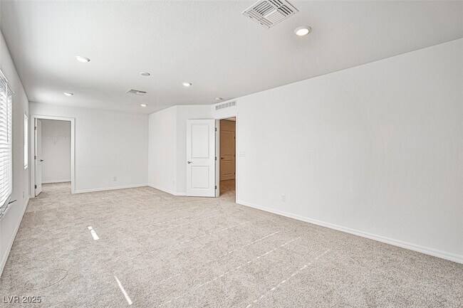 Building Photo - 7412 Legacy Pt St