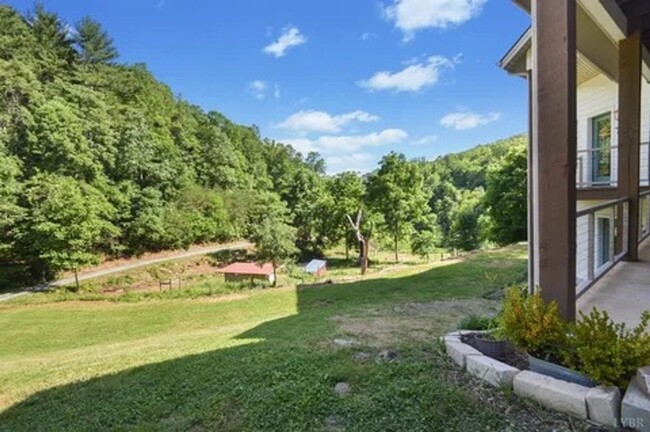 Building Photo - Live the Hobby Farm Dream in Shawsville, VA!