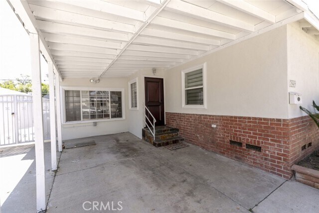 Building Photo - 7940 Stansbury Ave
